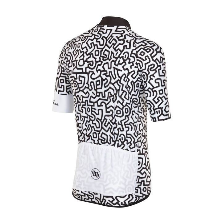 Maillot ciclismo corto MB Wear: comodidad y frescura para tus rutas