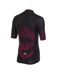 Maillot corto MB Wear: comodidad y frescura para tus rutas en bici 2