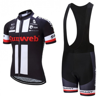 Conjunto corto de ciclismo Sunweb: comodidad y estilo para tus rutas