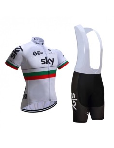 Conjunto de ciclismo corto SKY: comodidad y frescura para tus paseos