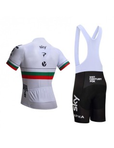 Conjunto de ciclismo corto SKY: comodidad y frescura para tus paseos 2