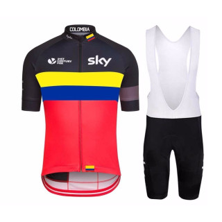 Conjunto de ciclismo corto SKY para un verano cómodo y fresco