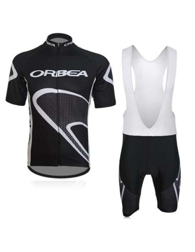Conjunto de ciclismo corto Orbea: comodidad y frescura para tus paseos
