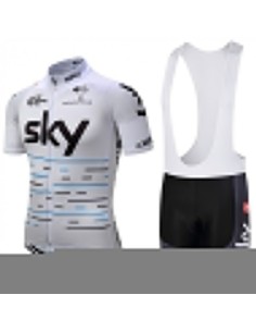 Conjunto de ciclismo corto SKY: comodidad y frescura para tus paseos