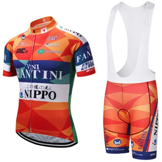 Conjunto de ciclismo Vini Fantini: comodidad y estilo para este verano