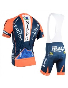 Conjunto corto de ciclismo Vini Fantini: comodidad y estilo para tus paseos 2