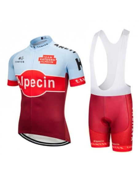 Conjunto de ciclismo Katusha: comodidad y frescura para tus rutas en verano