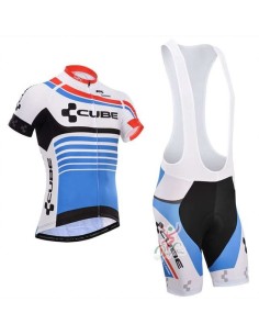 Conjunto corto de ciclismo Cube: comodidad y frescura para tus paseos