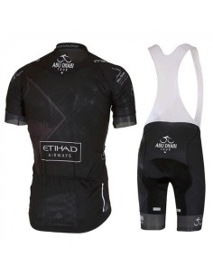 Conjunto de ciclismo corto Tour Dubai: comodidad y frescura para tus paseos 2