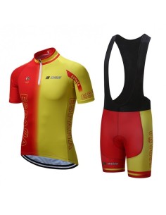 Conjunto corto de ciclismo en España: comodidad y calidad para tus rutas