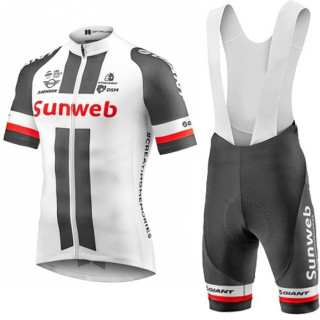 Conjunto corto de ciclismo Sunweb: comodidad y estilo para tus paseos