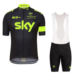 Conjunto de ciclismo corto SKY: comodidad y frescura para tus paseos