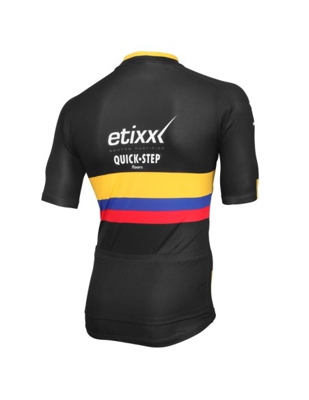 Conjunto de ciclismo Etixx: comodidad y frescura para tus rutas