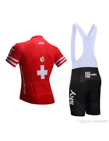 Conjunto de Ciclismo Corto SKY: Comodidad y Estilo para tus Rutas de Verano