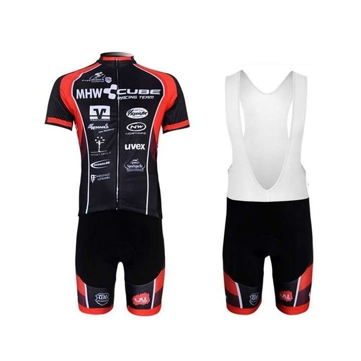 Conjunto corto de ciclismo Cube: comodidad y frescura para tus rutas