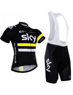 Conjunto de ciclismo SKY: comodidad y frescura para tus rutas