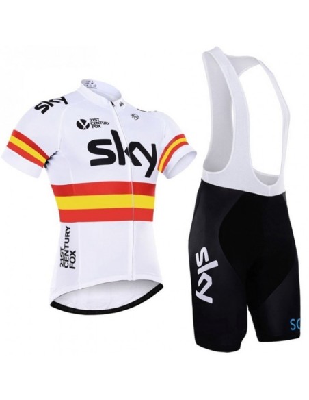Conjunto de ciclismo SKY: comodidad y frescura para tus rutas