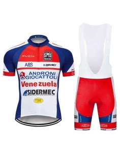 Conjunto de ciclismo Androni: comodidad y estilo para tus rutas