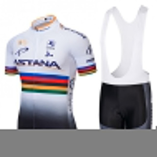 Equipación de ciclismo Astana: Confort y estilo para tus rutas