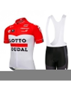 Conjunto corto de ciclismo Lotto: comodidad y estilo para tus rutas de verano