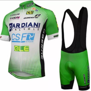 Conjunto de ciclismo ALE: comodidad y estilo para tus paseos de verano