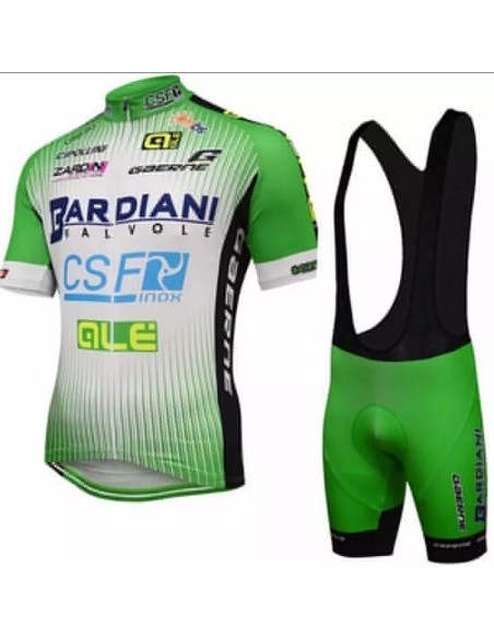 Conjunto de ciclismo ALE: comodidad y estilo para tus paseos de verano