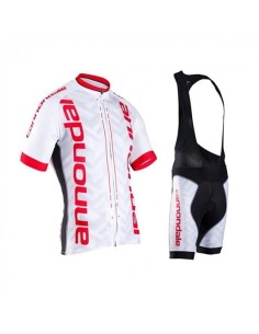 Conjunto de ciclismo Cannondale: comodidad y estilo para tus rutas
