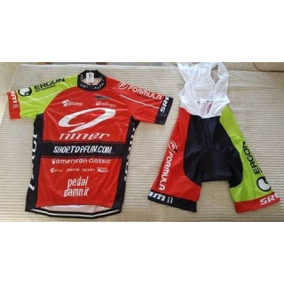 Conjunto corto de ciclismo Niner: comodidad y frescura para tus paseos