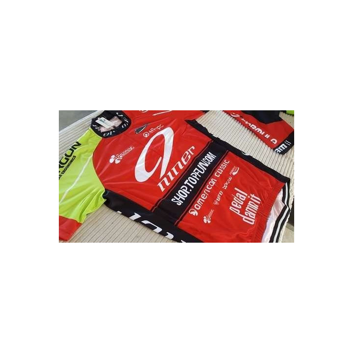 Conjunto corto de ciclismo Niner: comodidad y frescura para tus paseos