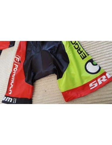 Conjunto corto de ciclismo Niner: comodidad y frescura para tus paseos