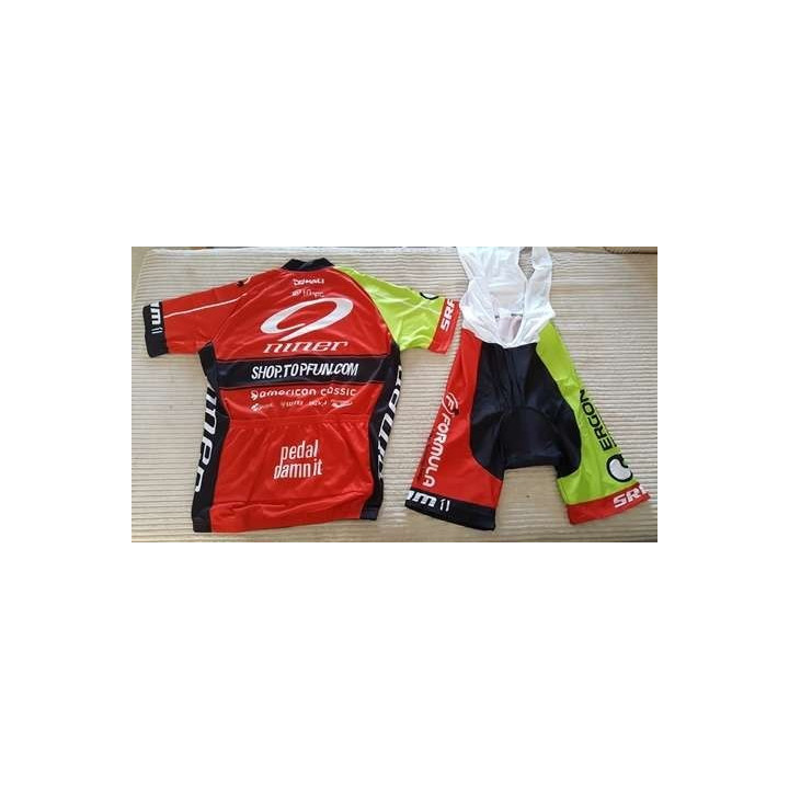 Conjunto corto de ciclismo Niner: comodidad y frescura para tus paseos