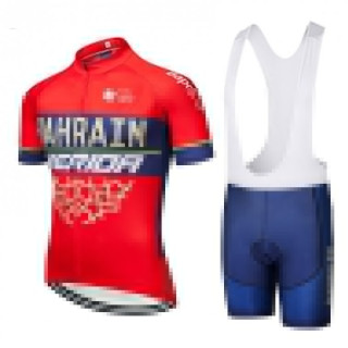 Conjunto Corto de Ciclismo Bahrain Merida: Comodidad y Estilo en Cada Ruta