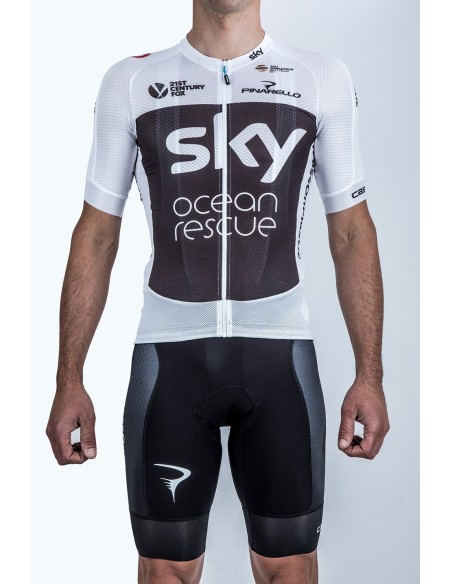 Conjunto de ciclismo corto SKY: comodidad y estilo para tus rutas