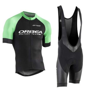 Conjunto corto de ciclismo Orbea: comodidad y estilo para tus rutas