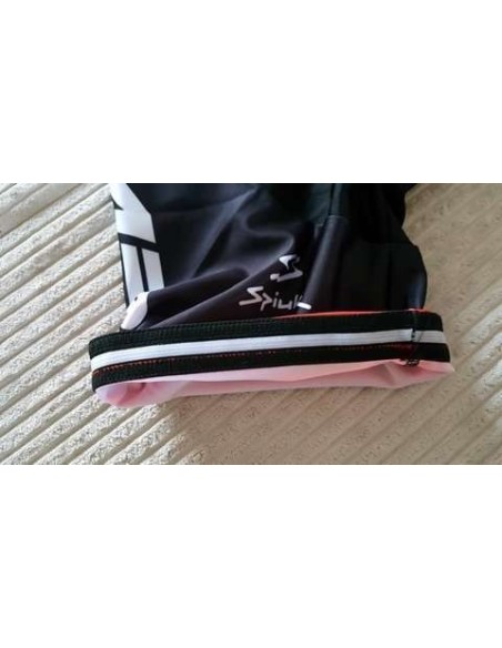 Equipación de ciclismo MMR: comodidad y estilo para tus paseos este verano