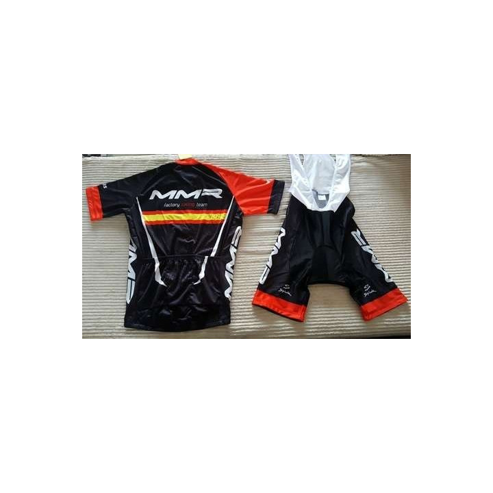 Equipación de ciclismo MMR: comodidad y estilo para tus paseos este verano