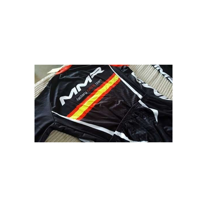 Equipación de ciclismo MMR: comodidad y estilo para tus paseos este verano