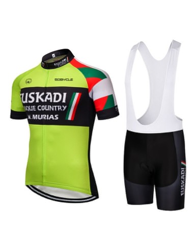 Conjunto de ciclismo Euskadi Murias: comodidad y estilo para tus rutas