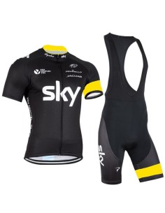 Conjunto de ciclismo corto SKY: comodidad y estilo para tus rutas