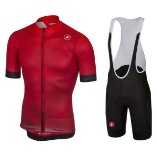 Conjunto de ciclismo Castelli: comodidad y calidad para tus paseos de verano