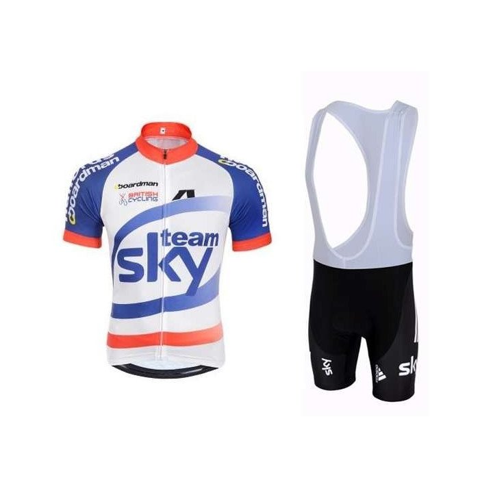 Conjunto corto de ciclismo SKY: comodidad y estilo para tus paseos