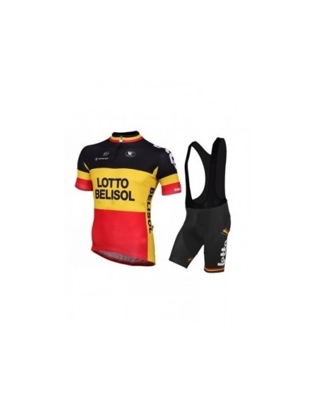 Conjunto corto de ciclismo Lotto: comodidad y estilo para tus paseos de verano