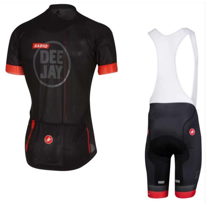 Equipación de ciclismo Castelli: comodidad y calidad para tus paseos veraniegos