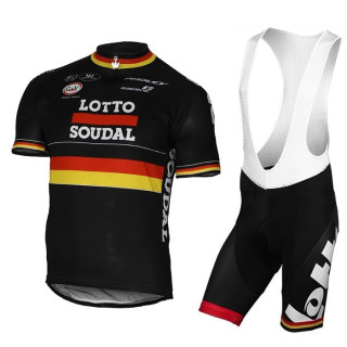 Conjunto corto de ciclismo Lotto: comodidad y frescura para tus rutas de verano