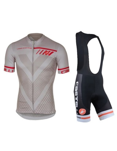 Equipación de ciclismo Castelli: comodidad y estilo para tus rutas de verano