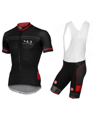 Conjunto corto de ciclismo Castelli: comodidad y estilo para tus rutas