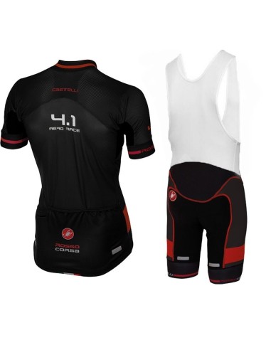 Conjunto corto de ciclismo Castelli: comodidad y estilo para tus rutas