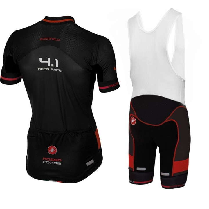 Conjunto corto de ciclismo Castelli: comodidad y estilo para tus rutas