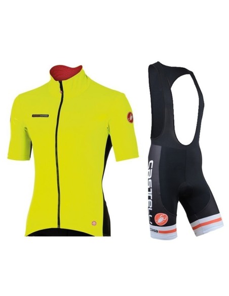 Conjunto de ciclismo Castelli: comodidad y estilo para tus rutas en verano