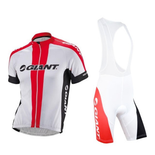 Conjunto de ciclismo Giant: comodidad y frescura para tus paseos de verano